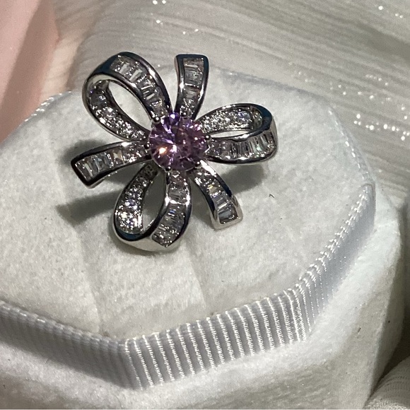 🌸Luxurious Pink Sapphire and Diamond Baguette Cherry Blossom Stud Earrin… - Picture 11 of 16